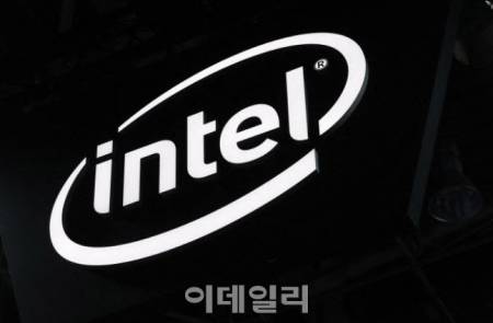 엔비디아, 인텔에 50억 달러 투자..차세대 칩 공동 개발로 판도 변화