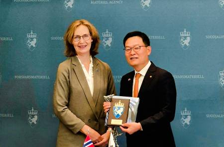 한화에어로스페이스, 노르웨이에 K9 자주포 24문 추가 공급… 북유럽서 입지 강화